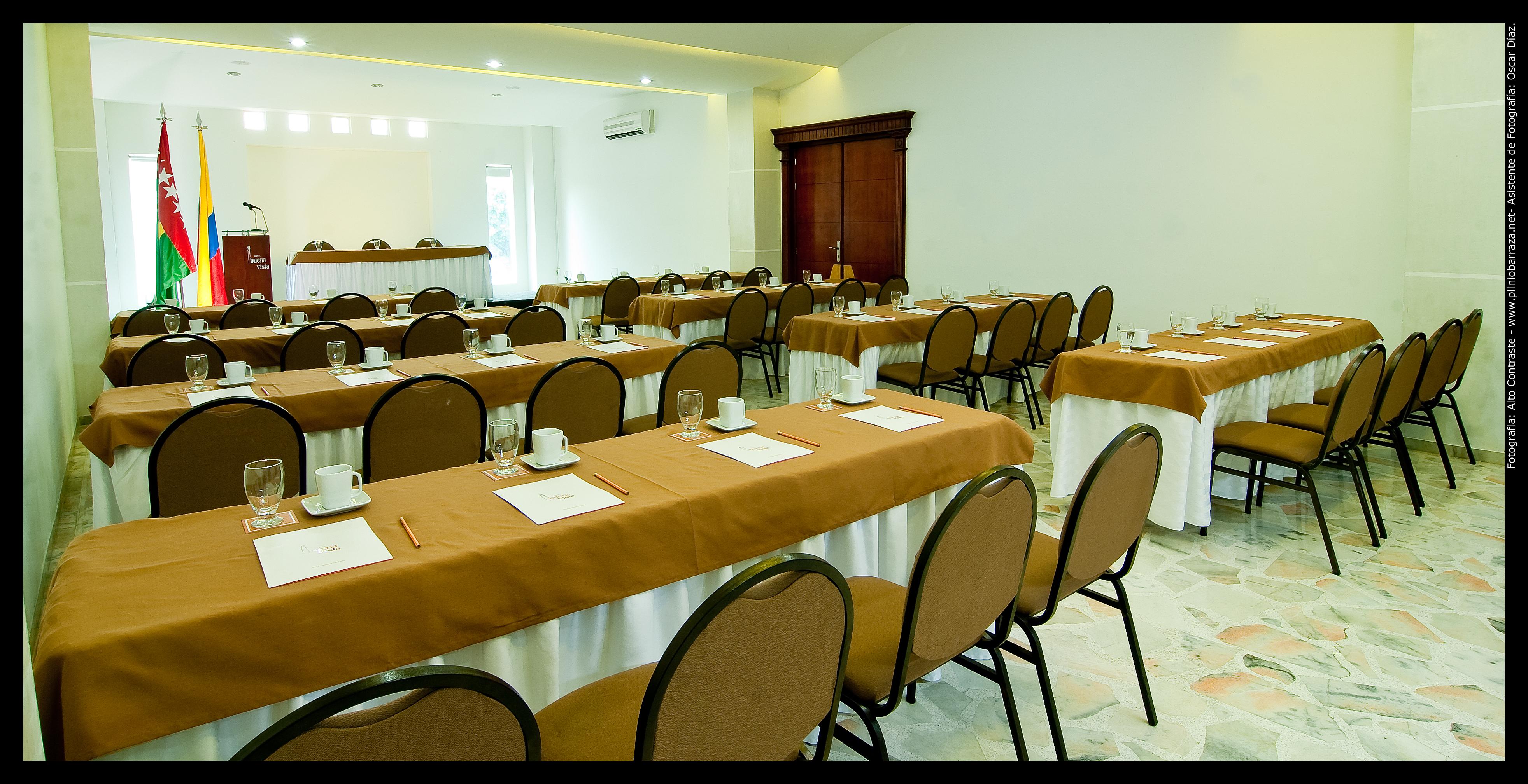 Hotel Buena Vista بوكارامانغا المظهر الخارجي الصورة